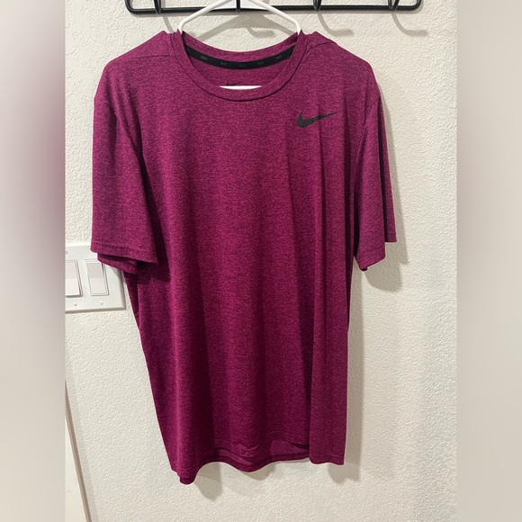 Nike Other - Nike Men's Burgundy Short Sleeve Tee